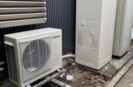 高岡市　電気温水器からエコキュートへの取替工事